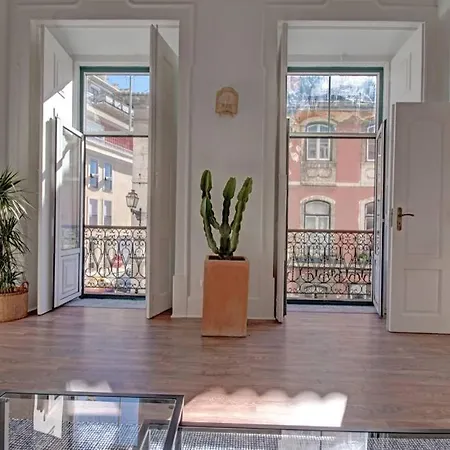 Unique Sao Bento Ideal For A Group Lisbon