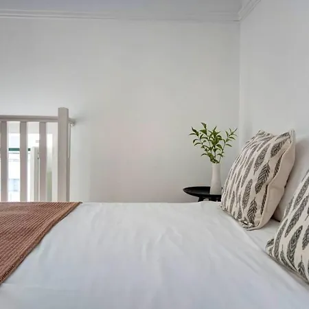 Apartment Unique Sao Bento Ideal For A Group Lissabon
