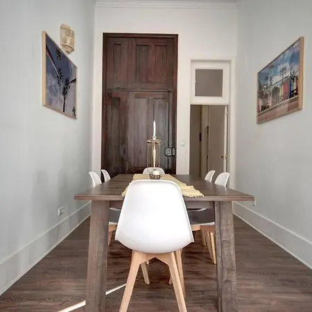 Unique Sao Bento Ideal For A Group Apartment