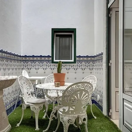 Unique Sao Bento Ideal For A Group Lisbon