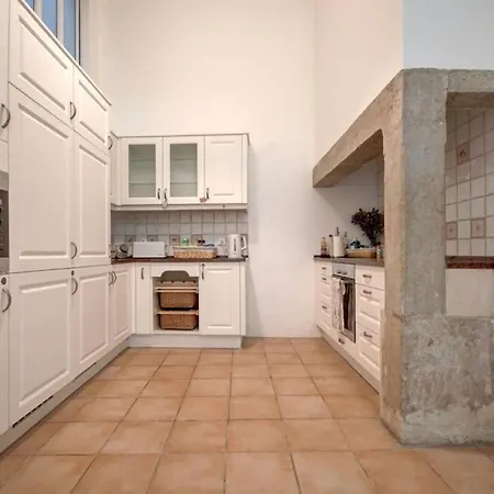 Unique Sao Bento Ideal For A Group Apartment